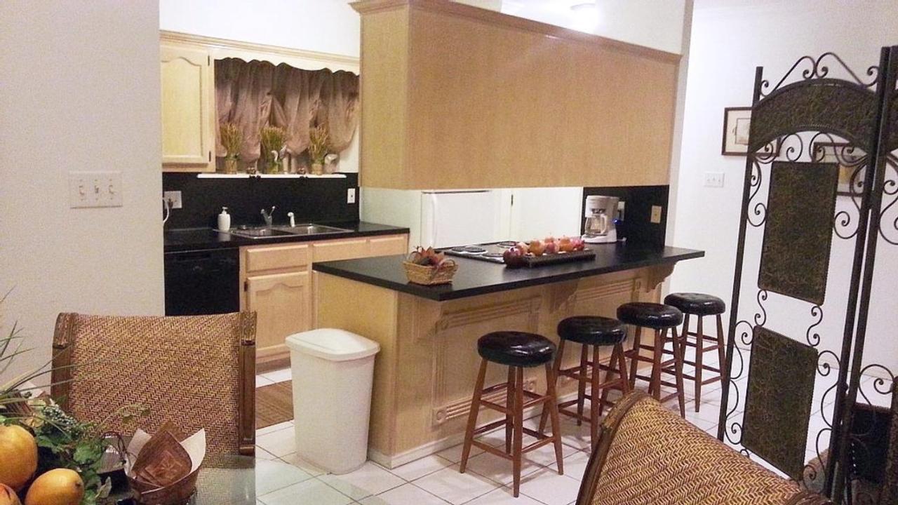 Beautifully Furnished 3Bd 2Br Pool Gated Condo In Mcallen, Tx Pharr Exterior photo